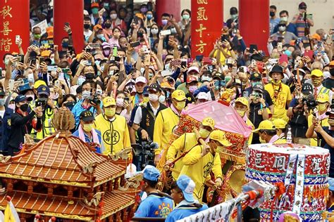 鳳慈傳薪 ～白沙屯媽祖遶境鳳山 Mobile01