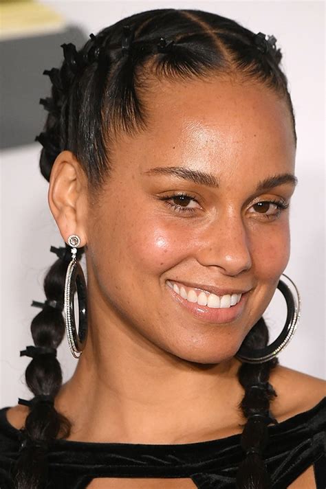 Alicia Keys Makeup Looks