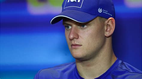 Voici Michael Schumacher Son Fils Mick Face Une Terrible