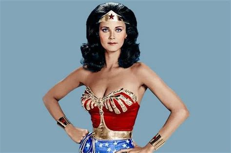 Vencedora Del Acoso Y El Alcoholismo Lynda Carter La Mujer Maravilla