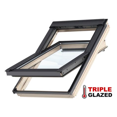 VELUX Triple Glazed 78 X 98cm Pine Centre Pivot Roof Window MK04 GLL