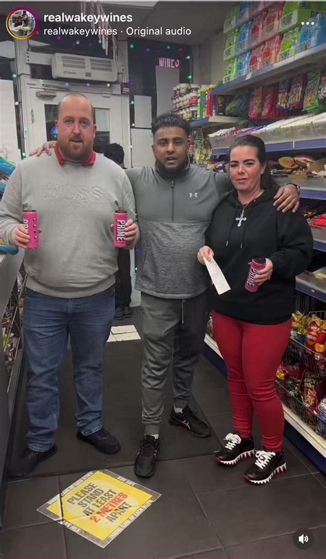 Manny On Twitter 300 Fuck Off Https T Co EZOlhtDbo8 Twitter