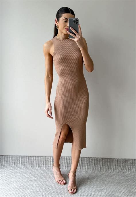 Vestido Modal Canelado Midi Nude Aive Store