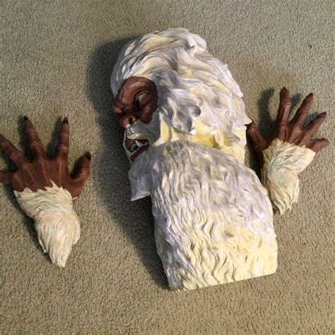 Yeti Tree Figure Statue. Yard Outdoor Tree Hugger Decor. - Etsy