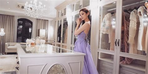 Huyền Baby Hội chị em hot girl của Linh Rin Huyền Baby ở lâu dài 80 tỷ