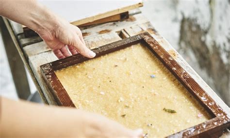 Beginners Recycled Papermaking | Know the Community