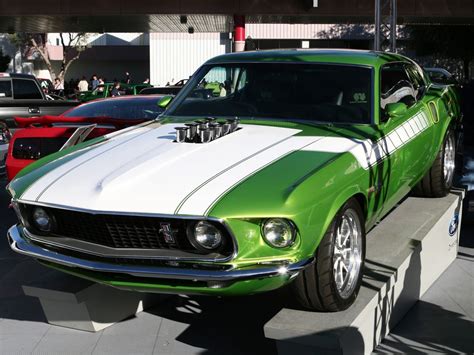 Los Mustang Cl Sicos En El Sema Autocity