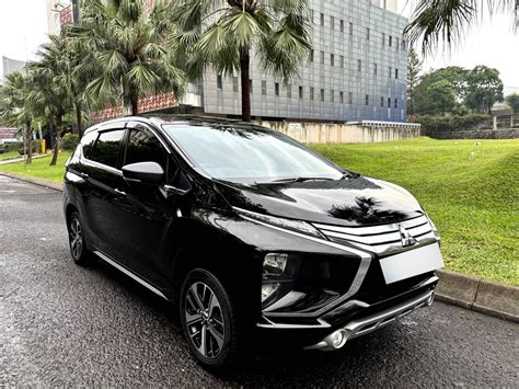 Mitsubishi Xpander Sport At Hitam Nik Low Kilometer Mobil