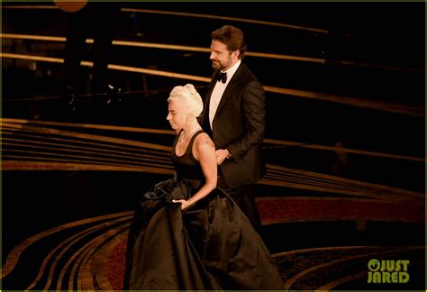 Lady Gaga Bradley Cooper S Oscars Performance Of Shallow