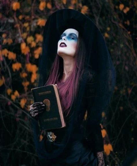 Halloween Schminke Hexen Make Up Mit Grusel Effekt Witch Makeup