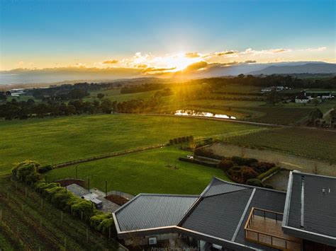 Yarra Valley Destinations Yarra Valley And Dandenong Ranges Victoria