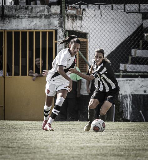 Ap S Empate Na Ida Botafogo Busca Novo Empate Elimina Vasco E Est Na