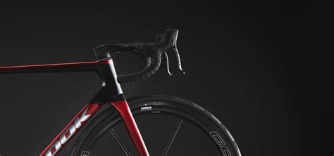 New 795 BLADE RS RED CHROME SATIN LOOK Cycle