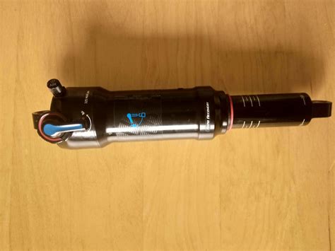 RockShox Deluxe RT 230x60 Mm Metrisch Bikemarkt MTB News De