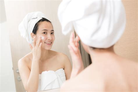 Rekomendasi Produk Skincare Yang Cocok Untuk Pemula Sesuai Urutannya