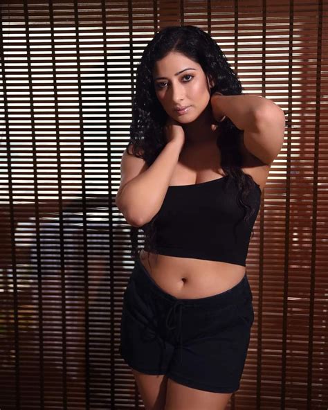 Niharica Raizada Has Got A Sexy Navel Rdreamqueens