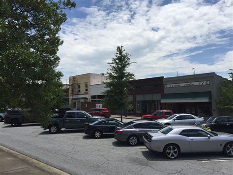 Downtown Toccoa Georgia Paul Chandler July 2016 Downtown Toccoa