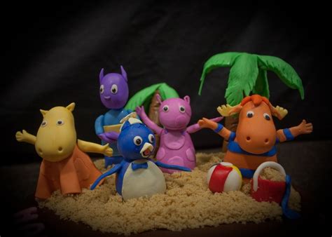 Backyardigans At The Beach - CakeCentral.com