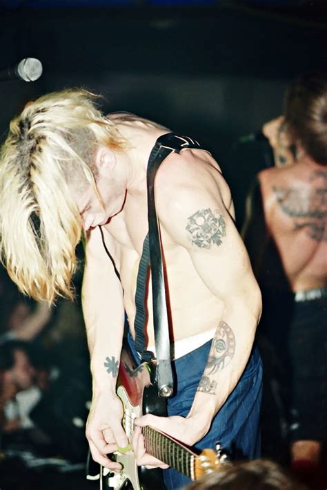 Pin On Red Hot Chili Peppers