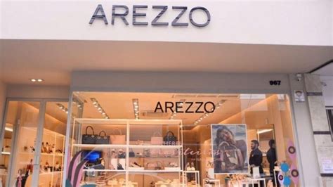 Arezzo Co e Soma anunciam fusão mais de 34 marcas em acordo bilionário