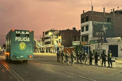 Más De 300 Policías Permanecen En Virú Para Evitar Nuevos Bloqueos En La Panamericana Norte