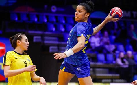 Brasil Vence Cazaquist O Facilidade E Avan A No Campeonato Mundial