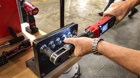 Milwaukee M12 FUEL Ratcheting Digital Torque Wrench Review PTR