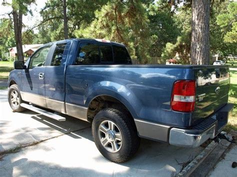 Sell Used 2005 Ford F 150 Xlt Extended Cab Pickup 4 Door 46l In