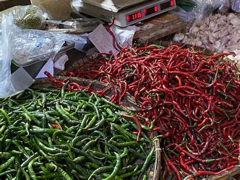 Terobosan Pasar Harga Cabai Anjlok Di Pasar Segamas Purbalingga