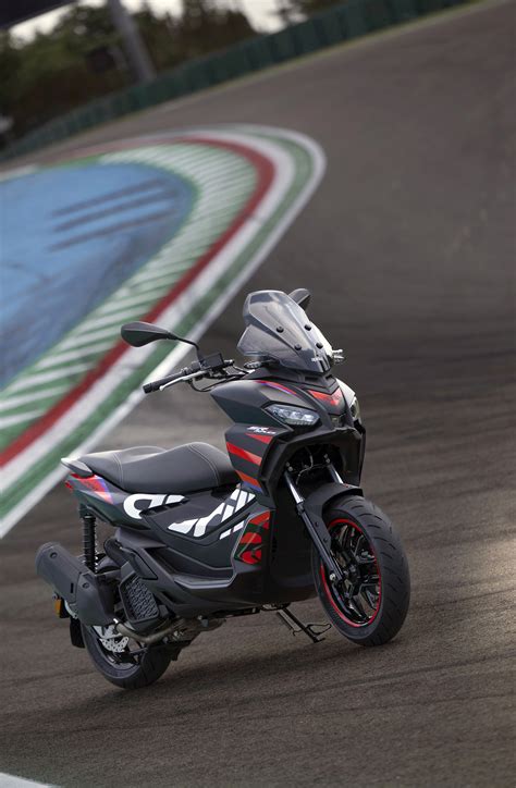 2023 Aprilia Sr Gt Replica 9 Paul Tans Automotive News