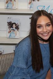 Maddie Ziegler - 'The Maddie Diaries' Book Signing at Children's Book World in Haverford ...