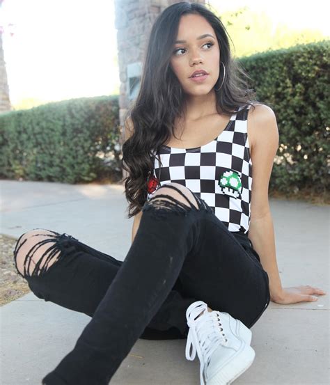 Jenna Ortega Wallpapers Top Free Jenna Ortega Backgrounds Wallpaperaccess