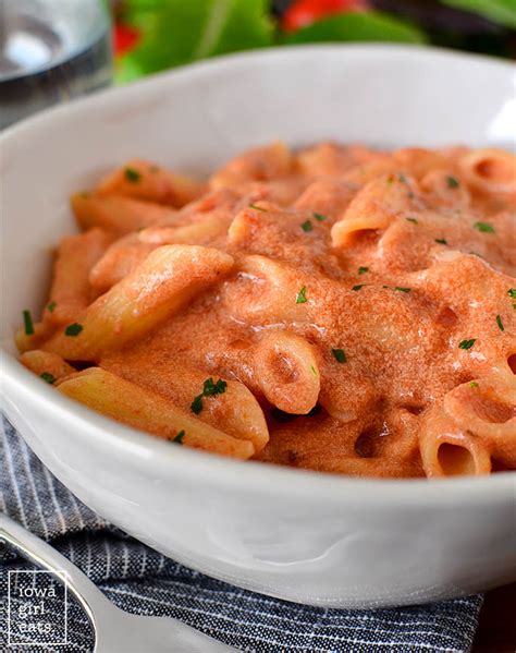 Pink Sauce Pasta - Easy + 3 Ingredient Pasta Recipe