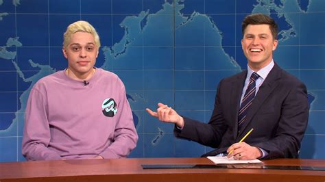 Colin Jost Clarifies Pete Davidson S Story That They