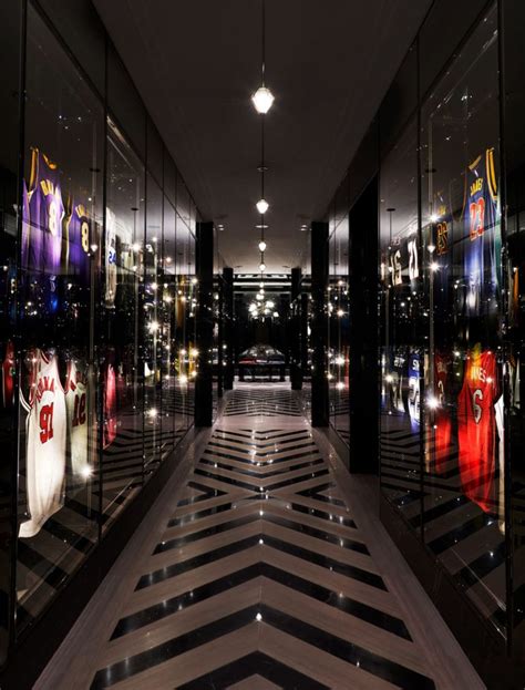 PHOTOS: A look inside Drake's multi-million dollar Toronto mansion - YOMZANSI. Documenting THE ...