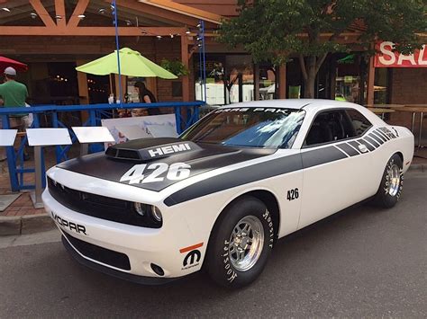 2015 Dodge Challenger Drag Pak 426 HEMI and Supercharged HEMI Are Here ...