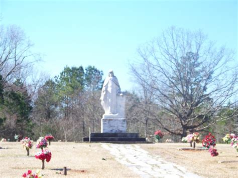 Pinecrest Memorial Gardens In Calhoun City Mississippi Find A Grave