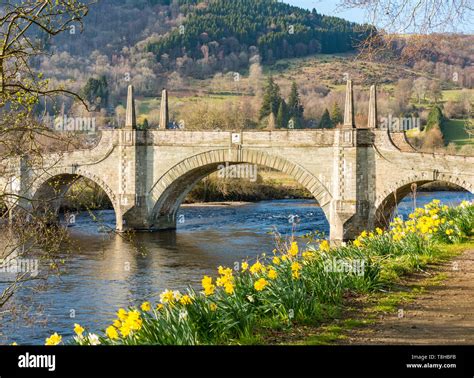 Wades Bridge Aberfeldy Sign Hi Res Stock Photography And Images Alamy