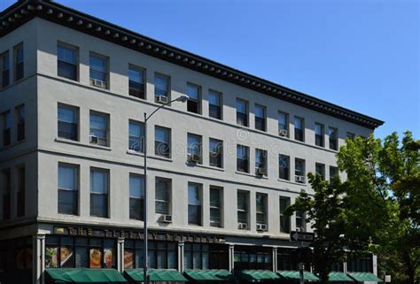 Building in Downtown Eugene, Oregon Editorial Stock Photo - Image of front, north: 262923538