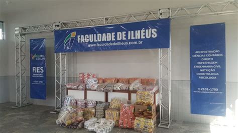 Faculdade De Ilh Us Doa Quilos De Alimentos Para Distribui O Entre