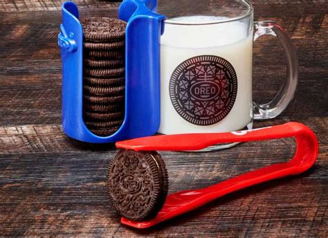 Oreo Dunk Kits Are Coming Back Just In Time For The Holidays | 12 Tomatoes