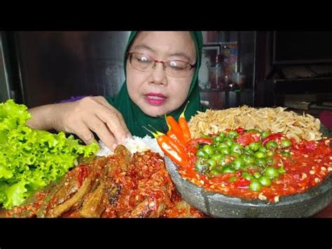 Tongkol Balado Sambel Terong Pencok Lenca Ikan Asin Rebon Lalapan Daun