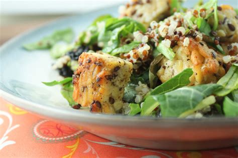 Crispy Tempeh Quinoa And Spinach Salad Tiny Red Kitchen