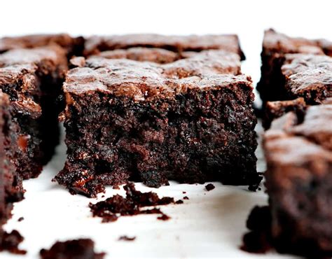 Zucchini Brownies {video} I Am Baker