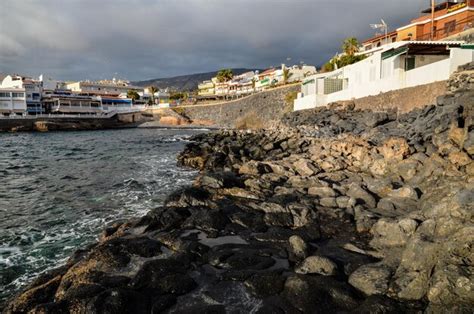 Village De La Mer Aux îles Espagnoles Des Canaries Photo Premium