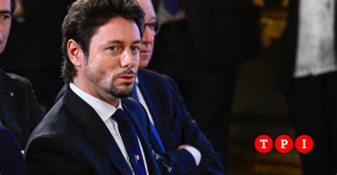 Andrea Giambruno Lascia Mediaset E Il Programma Diario Del Giorno L