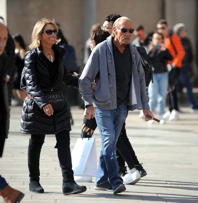 Les Gold Wife, Past Affairs, Net Worth, and Bio - Good Networth