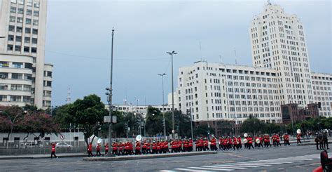 Cet Rio Monta Esquema Especial De Tr Nsito Para O Desfile De De