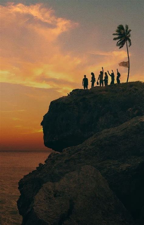 Pin On Banners Filmes E S Ries Outer Banks Beach Surfing Aesthetic