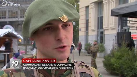 Patrouilles Militaires Au March De No L De Bruxelles Jt H Auvio